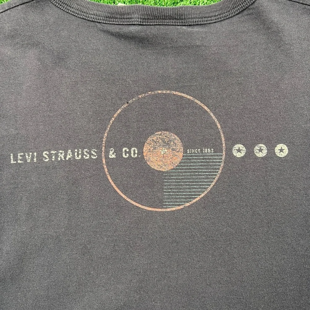 Vintage Levi's Red‎ Tab Long Sleeve T-Shirt Mens Large Faded Navy Blue USA 90s